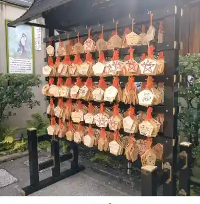 晴明神社の{uncategorized: "未分類", other: "その他", undefined: "問題あり", building: "その他建物", grave: "お墓", sacred_gate: "鳥居", guardian: "狛犬", statue: "像", buddha: "仏像", history: "歴史", nature: "自然", garden: "庭園", animal: "動物", pagoda: "塔", temizu: "手水舎", mountain_gate: "山門・神門", sanctuary: "本殿・本堂", subordinate: "末社・摂社", art: "芸術", scenery: "景色", jizo: "地蔵", ema: "絵馬", goshuin: "御朱印", omikuji: "おみくじ", items: "授与品その他", amulet: "お守り", goshuincho: "御朱印帳", eats: "食事", festival: "お祭り", votive_dance: "神楽", shichigosan: "七五三参", wedding: "結婚式", experience: "体験その他", initially: "初詣", around: "周辺", anti_infection: "感染症対策"}