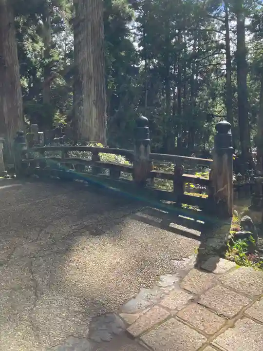 高野山金剛峯寺奥の院(和歌山県)