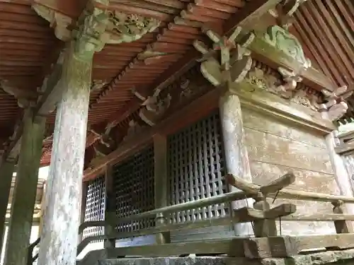 龍光寺の本殿