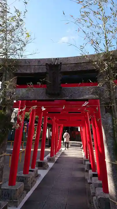 妙法稲荷神社の鳥居