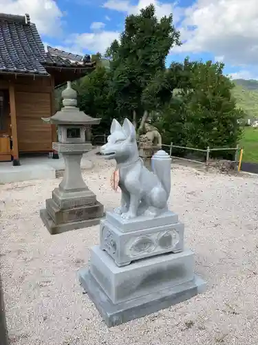 稲生神社の狛犬