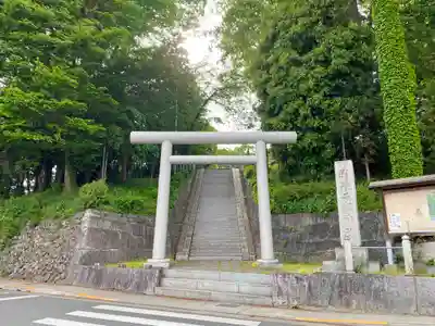 二宮神社の鳥居