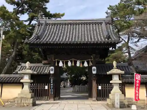 高砂神社の山門