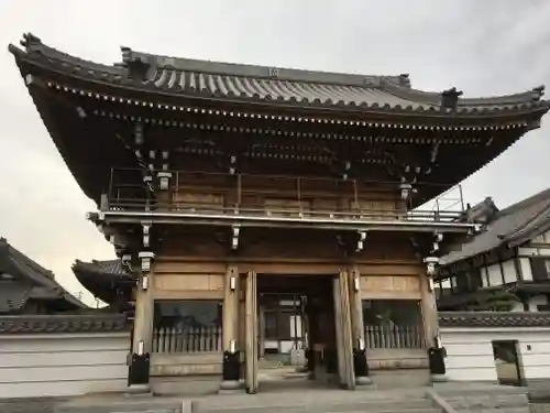 玄猷寺の山門・神門