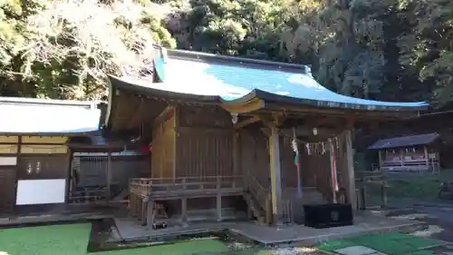 洲崎神社の本殿・本堂