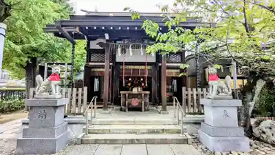 飛木稲荷神社の本殿・本堂