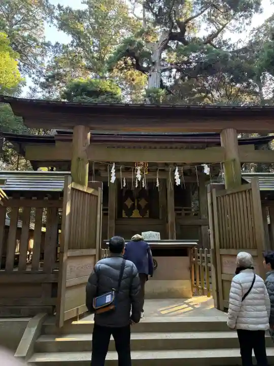 奥宮(鹿島神宮摂社)の{uncategorized: "未分類", other: "その他", undefined: "問題あり", building: "その他建物", grave: "お墓", sacred_gate: "鳥居", guardian: "狛犬", statue: "像", buddha: "仏像", history: "歴史", nature: "自然", garden: "庭園", animal: "動物", pagoda: "塔", temizu: "手水舎", mountain_gate: "山門・神門", sanctuary: "本殿・本堂", subordinate: "末社・摂社", art: "芸術", scenery: "景色", jizo: "地蔵", ema: "絵馬", goshuin: "御朱印", omikuji: "おみくじ", items: "授与品その他", amulet: "お守り", goshuincho: "御朱印帳", eats: "食事", festival: "お祭り", votive_dance: "神楽", shichigosan: "七五三参", wedding: "結婚式", experience: "体験その他", initially: "初詣", around: "周辺", anti_infection: "感染症対策"}