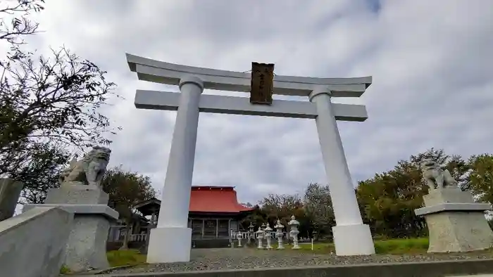 苫前神社の鳥居