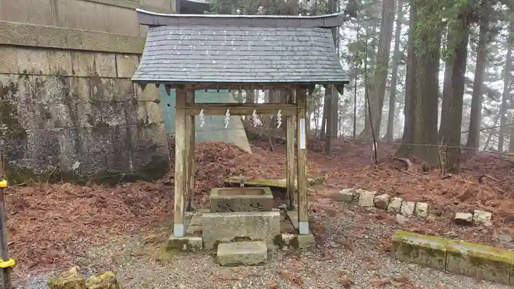 愛宕神社の手水舎