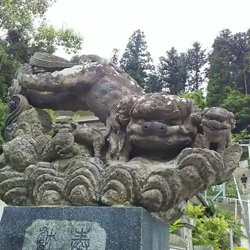 石都々古和気神社の狛犬