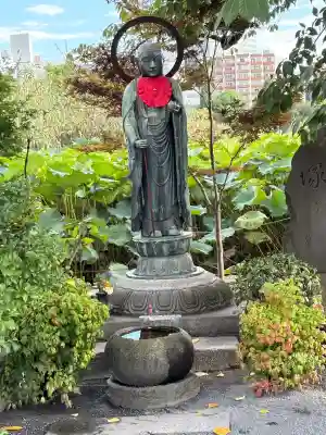 寛永寺不忍池弁天堂の地蔵