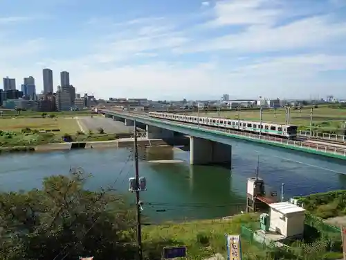 多摩川浅間神社の景色