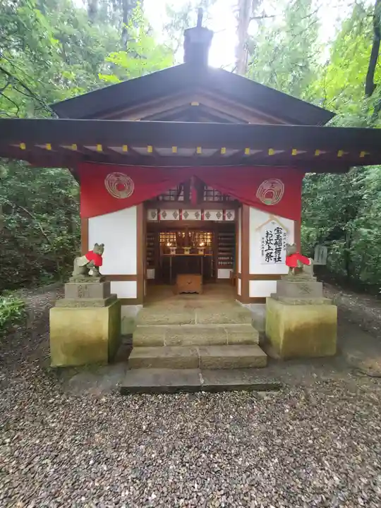 宝登山神社の末社・摂社