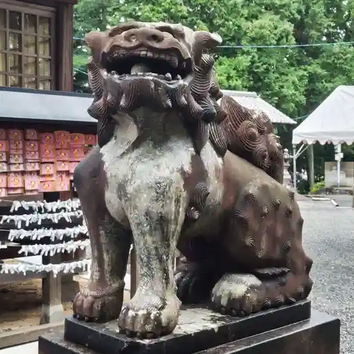 福母八幡宮の狛犬