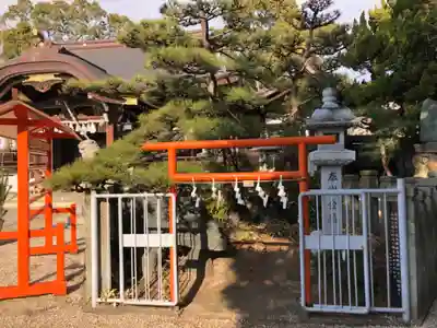 荒井神社の末社・摂社
