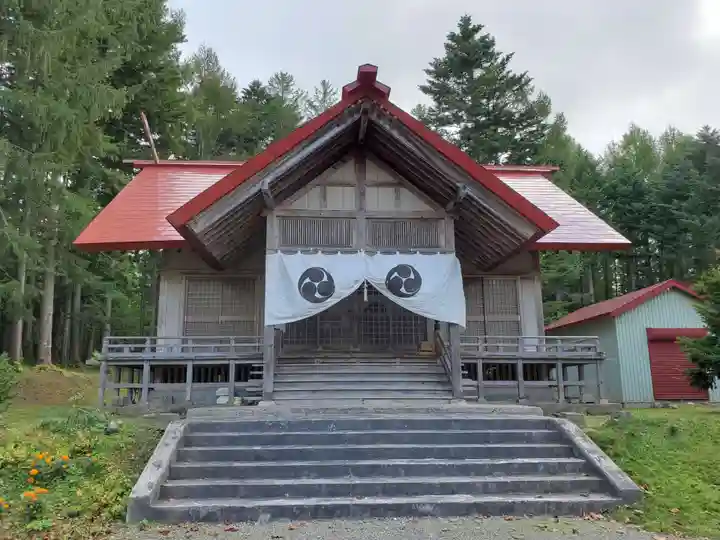 小澤神社の本殿・本堂