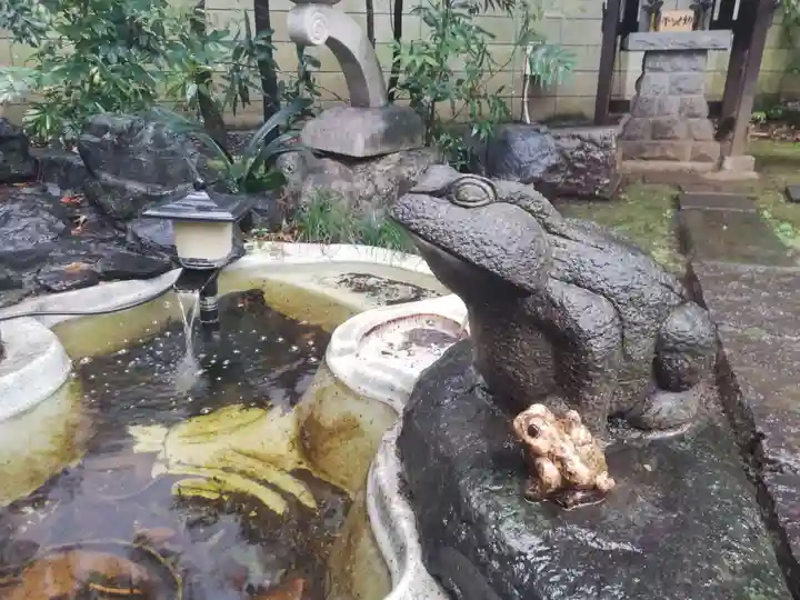くまくま神社(導きの社 熊野町熊野神社)の狛犬