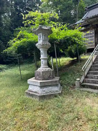 古麻志比古神社の建物その他