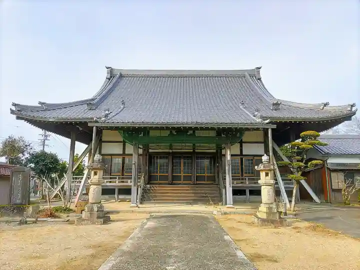 願力寺の本殿・本堂