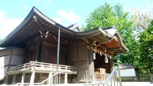 亀田八幡宮の本殿