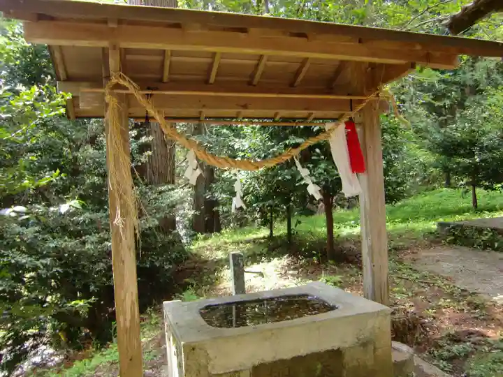 八幡神社の手水舎