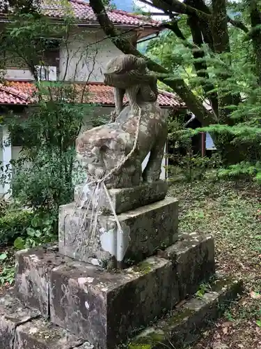 坂本八幡神社の狛犬