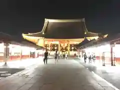 浅草寺の本殿