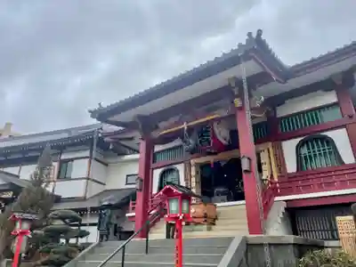 放生寺の本殿・本堂