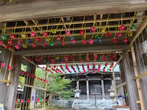大室山龍渓院の山門・神門