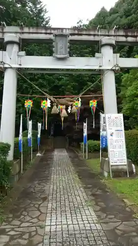 滑川神社 - 仕事と子どもの守り神の鳥居