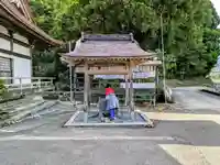 弁財天白龍王大権現の手水舎