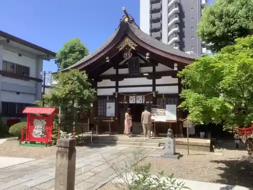 三輪神社の本殿・本堂