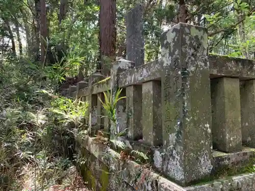 大日天子堂のその他建物