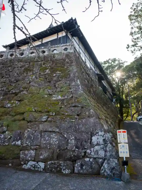 武雄神社の{uncategorized: "未分類", other: "その他", undefined: "問題あり", building: "その他建物", grave: "お墓", sacred_gate: "鳥居", guardian: "狛犬", statue: "像", buddha: "仏像", history: "歴史", nature: "自然", garden: "庭園", animal: "動物", pagoda: "塔", temizu: "手水舎", mountain_gate: "山門・神門", sanctuary: "本殿・本堂", subordinate: "末社・摂社", art: "芸術", scenery: "景色", jizo: "地蔵", ema: "絵馬", goshuin: "御朱印", omikuji: "おみくじ", items: "授与品その他", amulet: "お守り", goshuincho: "御朱印帳", eats: "食事", festival: "お祭り", votive_dance: "神楽", shichigosan: "七五三参", wedding: "結婚式", experience: "体験その他", initially: "初詣", around: "周辺", anti_infection: "感染症対策"}