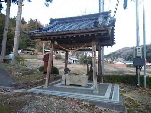 岩倉神社の手水舎