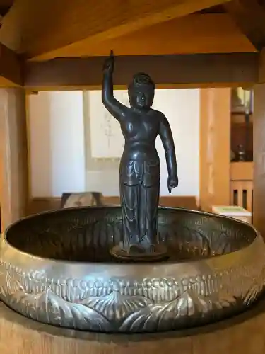 西善院の{uncategorized: "未分類", other: "その他", undefined: "問題あり", building: "その他建物", grave: "お墓", sacred_gate: "鳥居", guardian: "狛犬", statue: "像", buddha: "仏像", history: "歴史", nature: "自然", garden: "庭園", animal: "動物", pagoda: "塔", temizu: "手水舎", mountain_gate: "山門・神門", sanctuary: "本殿・本堂", subordinate: "末社・摂社", art: "芸術", scenery: "景色", jizo: "地蔵", ema: "絵馬", goshuin: "御朱印", omikuji: "おみくじ", items: "授与品その他", amulet: "お守り", goshuincho: "御朱印帳", eats: "食事", festival: "お祭り", votive_dance: "神楽", shichigosan: "七五三参", wedding: "結婚式", experience: "体験その他", initially: "初詣", around: "周辺", anti_infection: "感染症対策"}