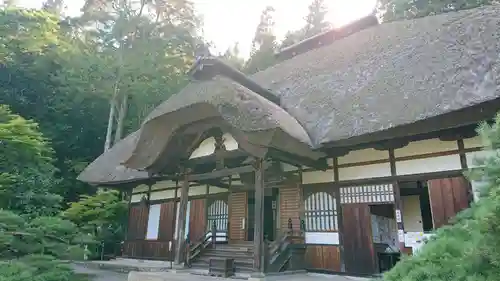 常楽寺の本殿・本堂