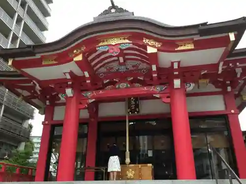 成子天神社の本殿・本堂