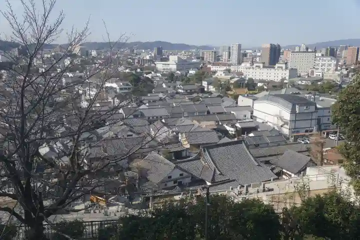 阿智神社の{uncategorized: "未分類", other: "その他", undefined: "問題あり", building: "その他建物", grave: "お墓", sacred_gate: "鳥居", guardian: "狛犬", statue: "像", buddha: "仏像", history: "歴史", nature: "自然", garden: "庭園", animal: "動物", pagoda: "塔", temizu: "手水舎", mountain_gate: "山門・神門", sanctuary: "本殿・本堂", subordinate: "末社・摂社", art: "芸術", scenery: "景色", jizo: "地蔵", ema: "絵馬", goshuin: "御朱印", omikuji: "おみくじ", items: "授与品その他", amulet: "お守り", goshuincho: "御朱印帳", eats: "食事", festival: "お祭り", votive_dance: "神楽", shichigosan: "七五三参", wedding: "結婚式", experience: "体験その他", initially: "初詣", around: "周辺", anti_infection: "感染症対策"}