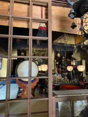 法楽寺の本殿・本堂