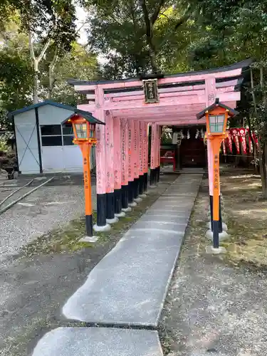 片埜神社の末社