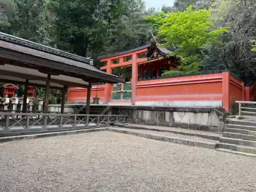 春日大社 若宮（春日若宮）の{uncategorized: "未分類", other: "その他", undefined: "問題あり", building: "その他建物", grave: "お墓", sacred_gate: "鳥居", guardian: "狛犬", statue: "像", buddha: "仏像", history: "歴史", nature: "自然", garden: "庭園", animal: "動物", pagoda: "塔", temizu: "手水舎", mountain_gate: "山門・神門", sanctuary: "本殿・本堂", subordinate: "末社・摂社", art: "芸術", scenery: "景色", jizo: "地蔵", ema: "絵馬", goshuin: "御朱印", omikuji: "おみくじ", items: "授与品その他", amulet: "お守り", goshuincho: "御朱印帳", eats: "食事", festival: "お祭り", votive_dance: "神楽", shichigosan: "七五三参", wedding: "結婚式", experience: "体験その他", initially: "初詣", around: "周辺", anti_infection: "感染症対策"}