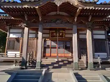 華藏院の本殿・本堂