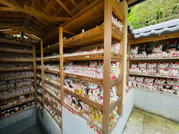 お松大権現のその他建物