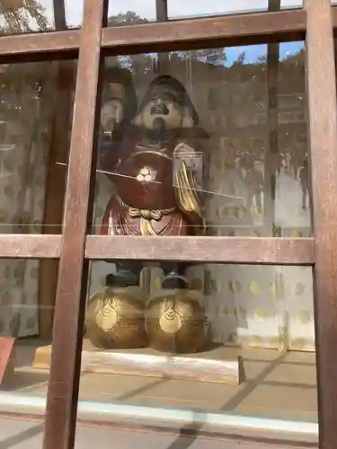 大國魂神社の像