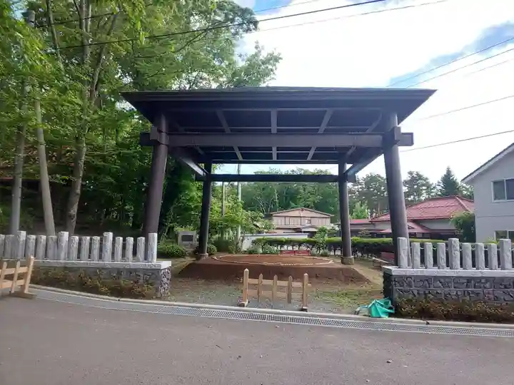 山中諏訪神社のその他建物