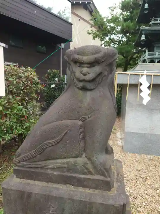 五方山熊野神社の狛犬