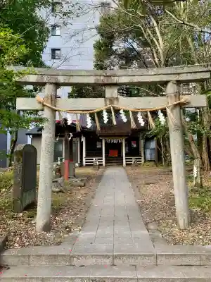 蠣崎神社の{uncategorized: "未分類", other: "その他", undefined: "問題あり", building: "その他建物", grave: "お墓", sacred_gate: "鳥居", guardian: "狛犬", statue: "像", buddha: "仏像", history: "歴史", nature: "自然", garden: "庭園", animal: "動物", pagoda: "塔", temizu: "手水舎", mountain_gate: "山門・神門", sanctuary: "本殿・本堂", subordinate: "末社・摂社", art: "芸術", scenery: "景色", jizo: "地蔵", ema: "絵馬", goshuin: "御朱印", omikuji: "おみくじ", items: "授与品その他", amulet: "お守り", goshuincho: "御朱印帳", eats: "食事", festival: "お祭り", votive_dance: "神楽", shichigosan: "七五三参", wedding: "結婚式", experience: "体験その他", initially: "初詣", around: "周辺", anti_infection: "感染症対策"}