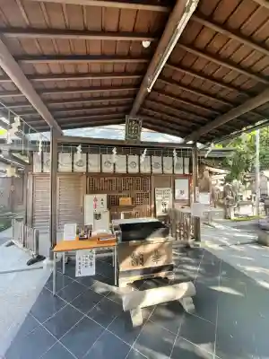 荒木神社の{uncategorized: "未分類", other: "その他", undefined: "問題あり", building: "その他建物", grave: "お墓", sacred_gate: "鳥居", guardian: "狛犬", statue: "像", buddha: "仏像", history: "歴史", nature: "自然", garden: "庭園", animal: "動物", pagoda: "塔", temizu: "手水舎", mountain_gate: "山門・神門", sanctuary: "本殿・本堂", subordinate: "末社・摂社", art: "芸術", scenery: "景色", jizo: "地蔵", ema: "絵馬", goshuin: "御朱印", omikuji: "おみくじ", items: "授与品その他", amulet: "お守り", goshuincho: "御朱印帳", eats: "食事", festival: "お祭り", votive_dance: "神楽", shichigosan: "七五三参", wedding: "結婚式", experience: "体験その他", initially: "初詣", around: "周辺", anti_infection: "感染症対策"}