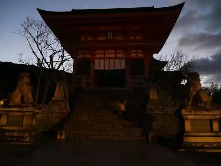 清水寺の山門・神門